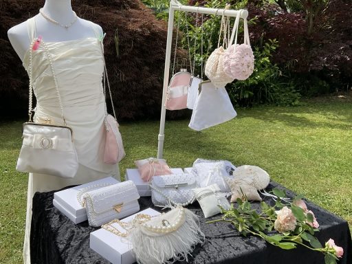 Braut- und Abendtaschen